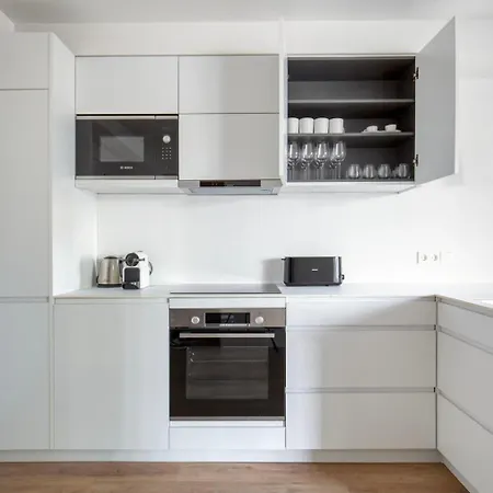 Apartment Blueground Sarria Doorman Fresh Renovation Bcn-120